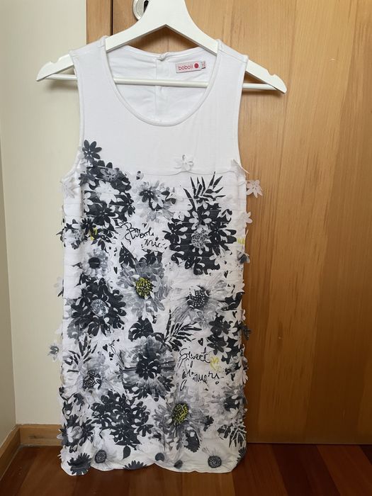 Vestido branco com folhados da Boboli