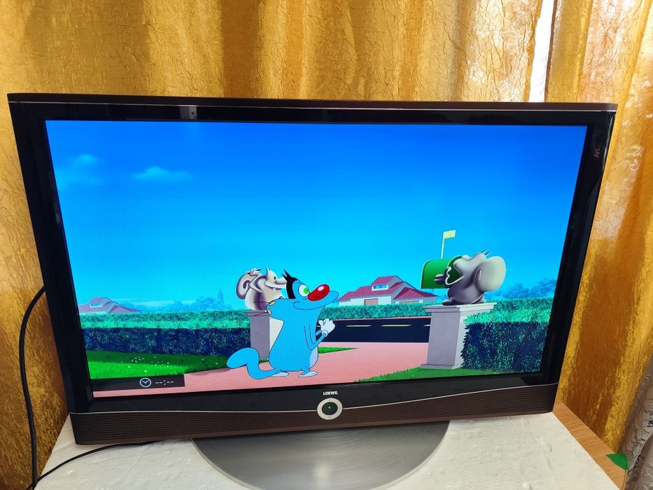 Продам якісний телевізор loewe art 37 /full hd led/HDMI..