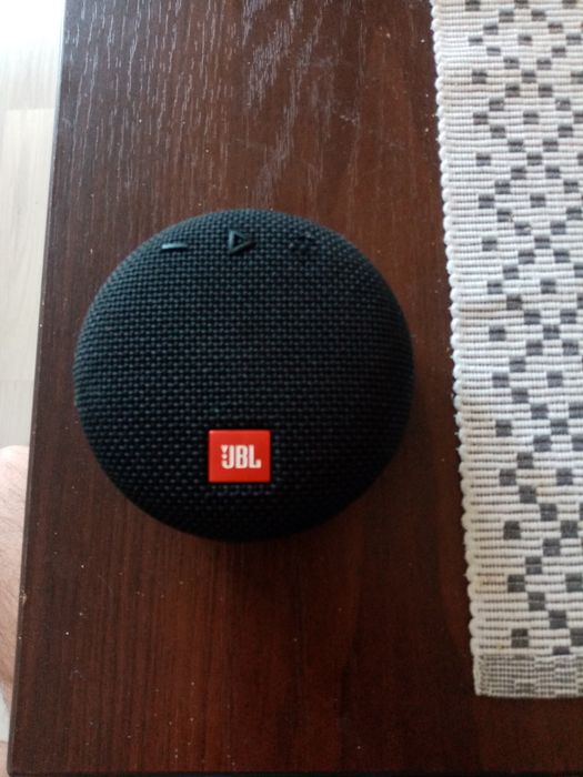 Głośnik bluetooth używany JBL