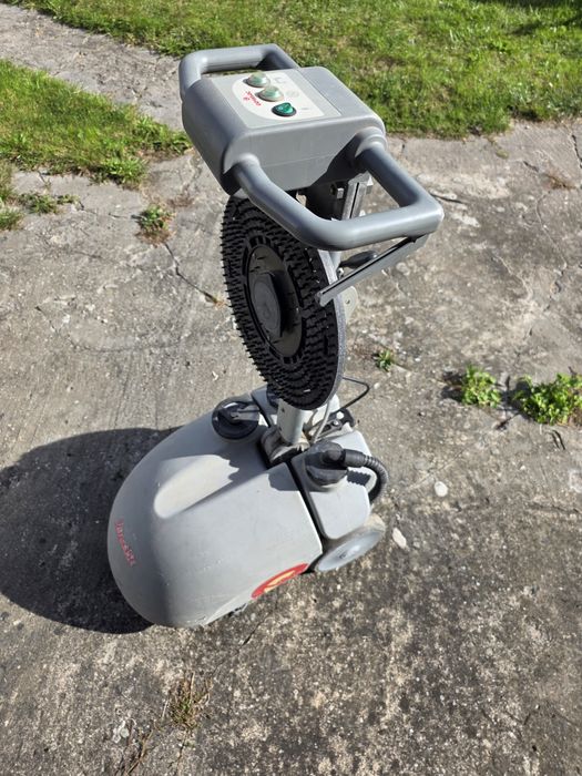 Automat szorujaco-zbierajacy - Vispa 35e