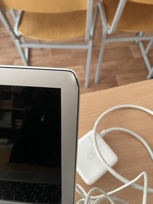 Macbook air 13 a1466 2015