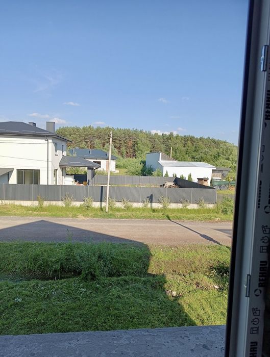 Продаж будинку у Бірках