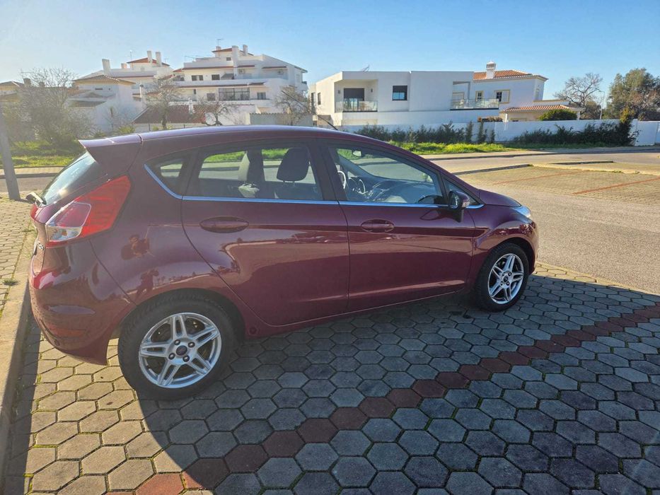 Ford Fiesta 1.0 gasolina 2015