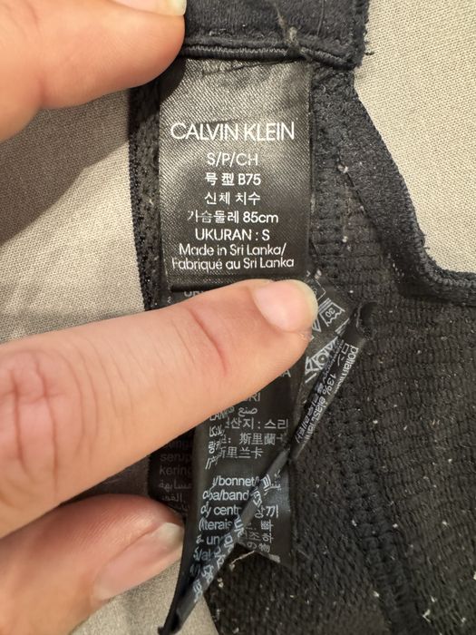 Biustonosz do karmienia Calvin Klein 75B czarny