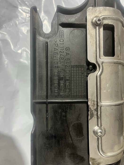 Кришка двигуна mercedes sprinter 906 om 642 3.0 cdi