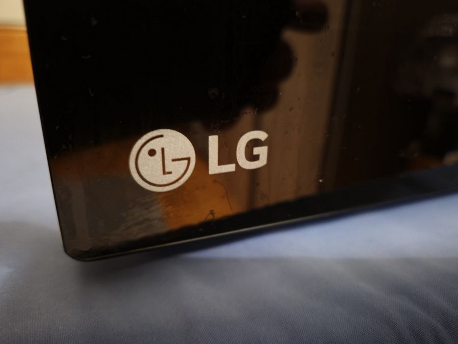 Microondas LG, 20L