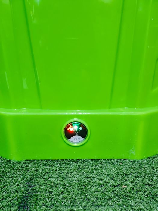 Опрыскиватель аккумуляторный Grunhelm 16 л