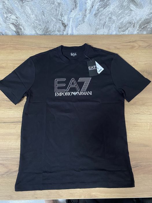 Футболка Emporio Armani