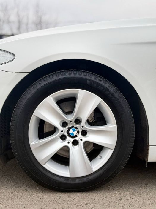 BMW 5 серия. Отличное состояние. 2.0. Автомат. 8500$