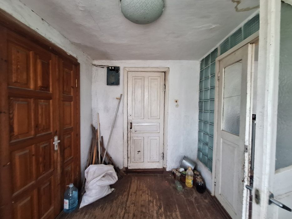 Будинок 90 м+9 с  біля 7 школи міські комунікації м.Бориспіль