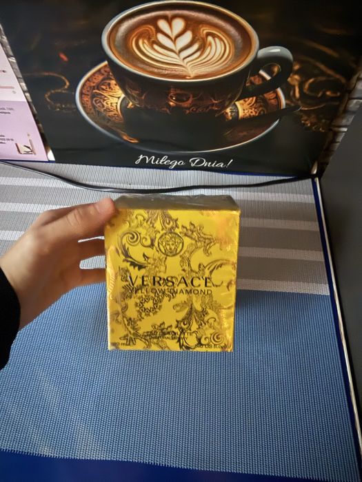 Versace Yellow Diamond