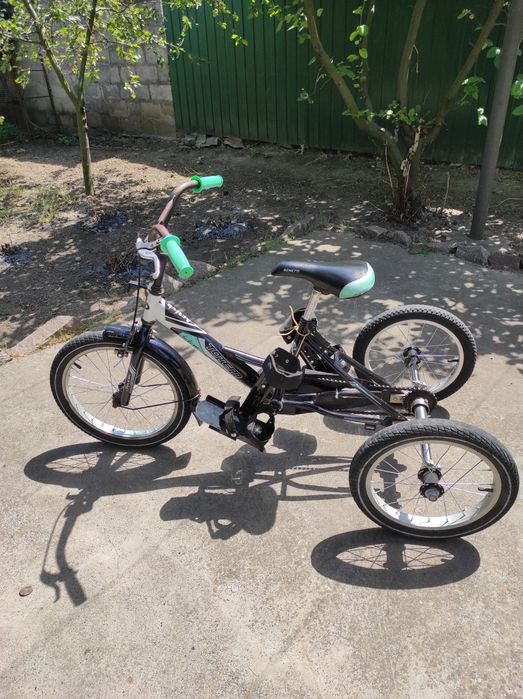 Велосипед трехколесний