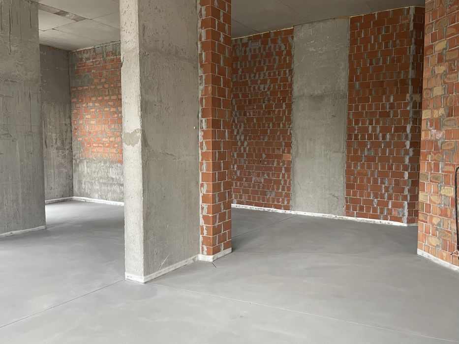 ОРЕНДА або ПРОДАЖ комерційного приміщення