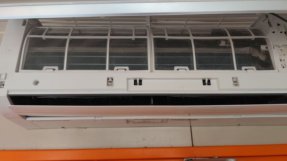 Limpeza e manutenção de ar condicionados