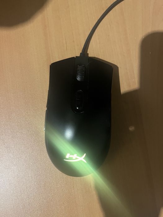 Ps5 (comando incluido) , monitor 32polegadas curvo , teclado mecanico, rato da hyperx