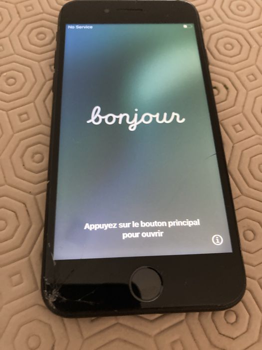 2 Iphones SE para venda