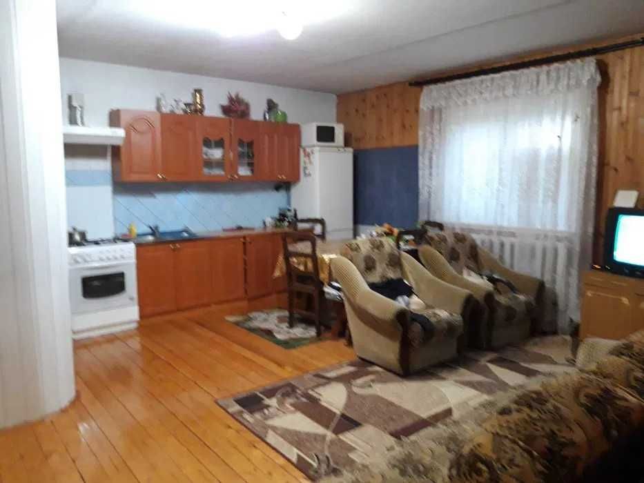 Теплий АВТОНОМНИЙ Будинок Супер ЛОКАЦІЯ  Ковель Центр 10 школа