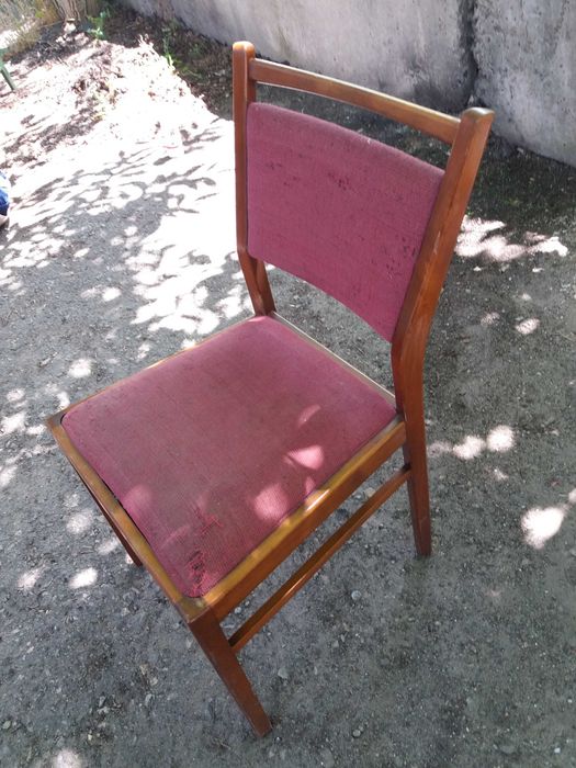 Стілець, стул. В наявності 3 шт.