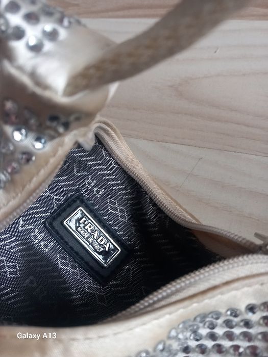 Prada torebka do ręki z cyrkoniami