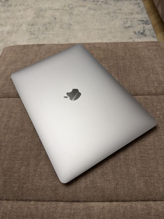 MacBook Air 13 2018/2019 i5 1.6-3.4GHz /16 GB /1500 Gb 94% АКБ!