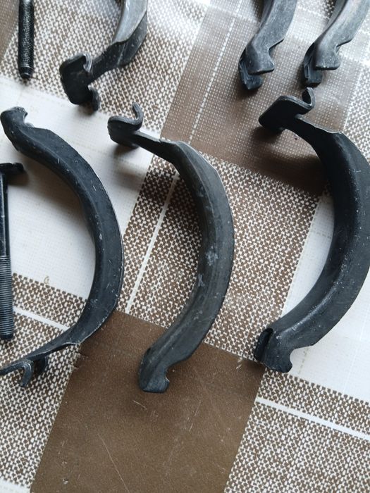 Thule adapter do bagażnika.