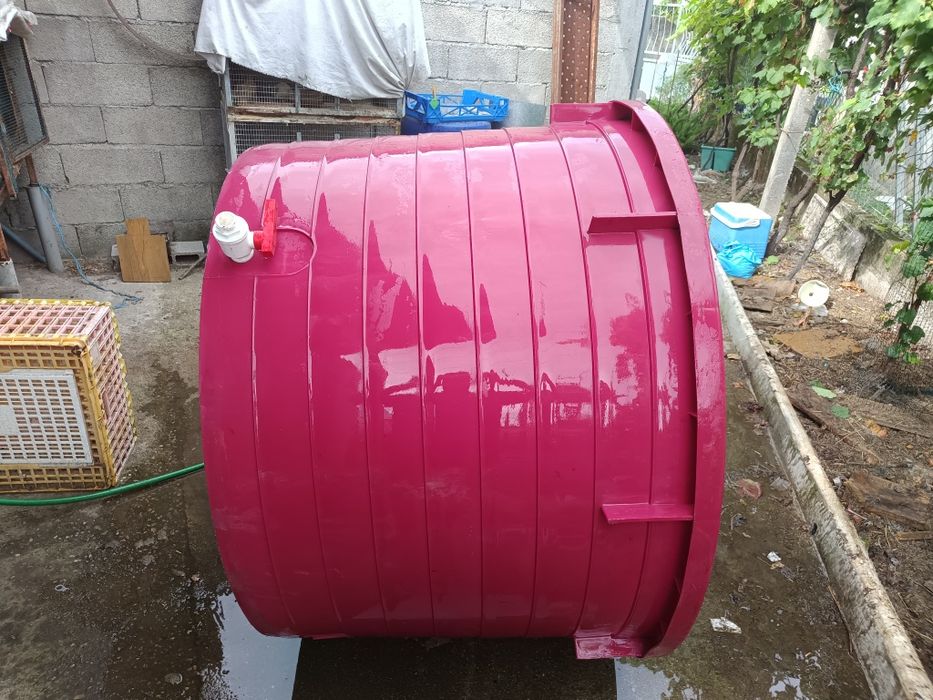 Dorna com capacidade de 1000l