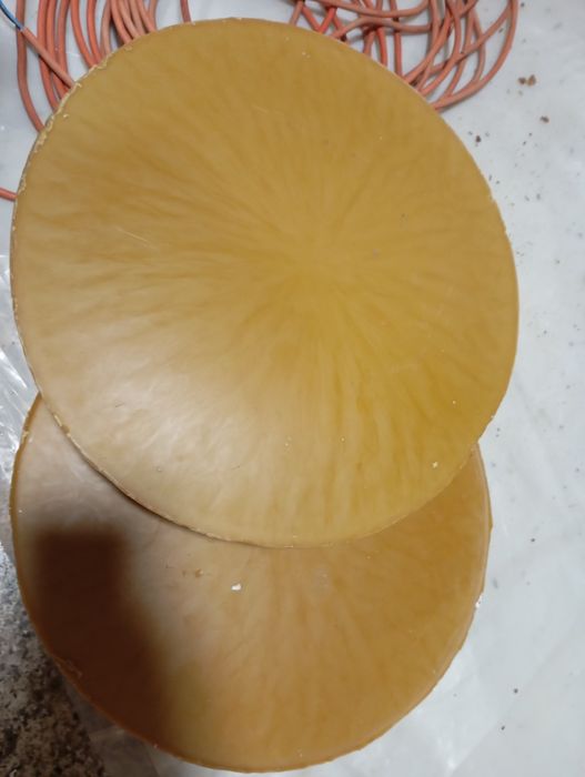 Cera de abelha em broa