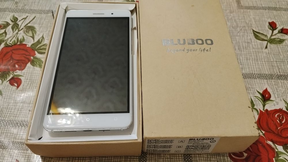 Смартфон Bluboo Maya 2/16Gb