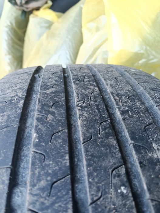 Komplet opon letnich Continental