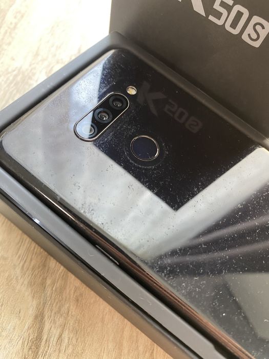 Telefon marki LG k50s