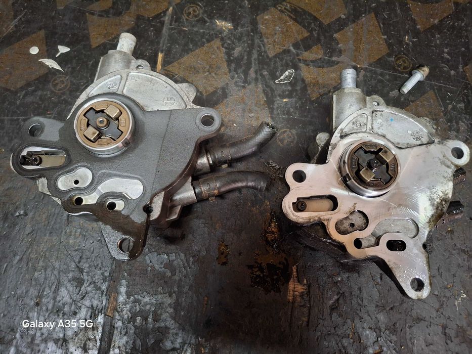 Vacum pompa BOSCH  do silnika 2.0TDI VW Passat B6 Golf V