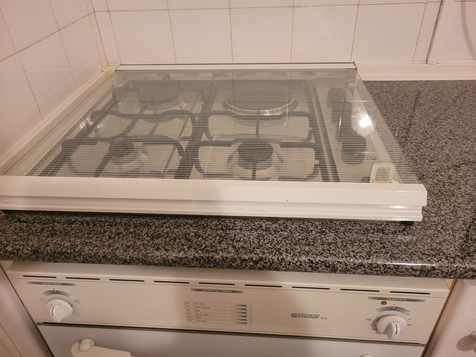 Placa + Forno a gás completamente novo