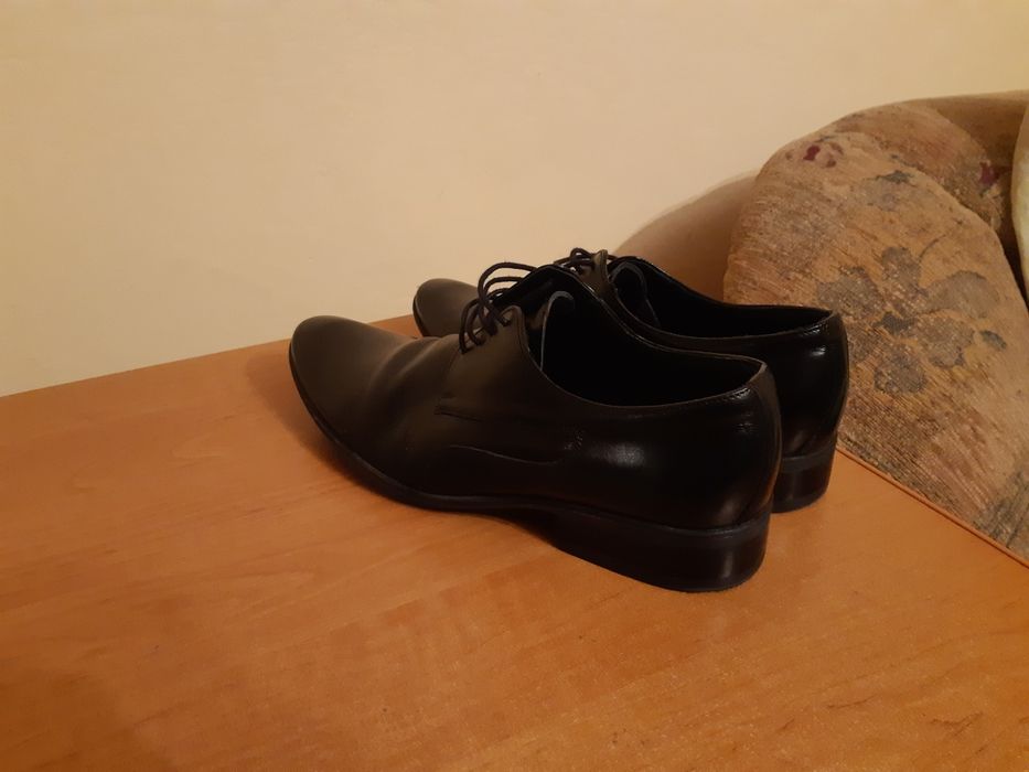 Buty półbuty trzewiki Giacomo Conti 41