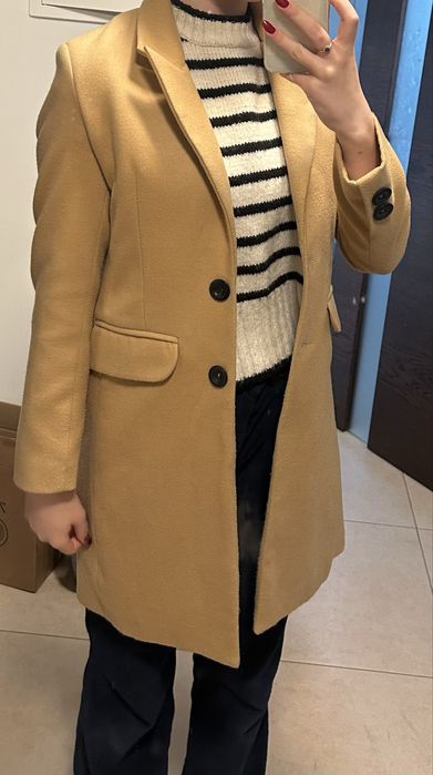 Karmelowy płaszcz z domieszką wełny S Lila Lou