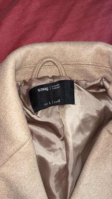 Пальто жіноче розмір L