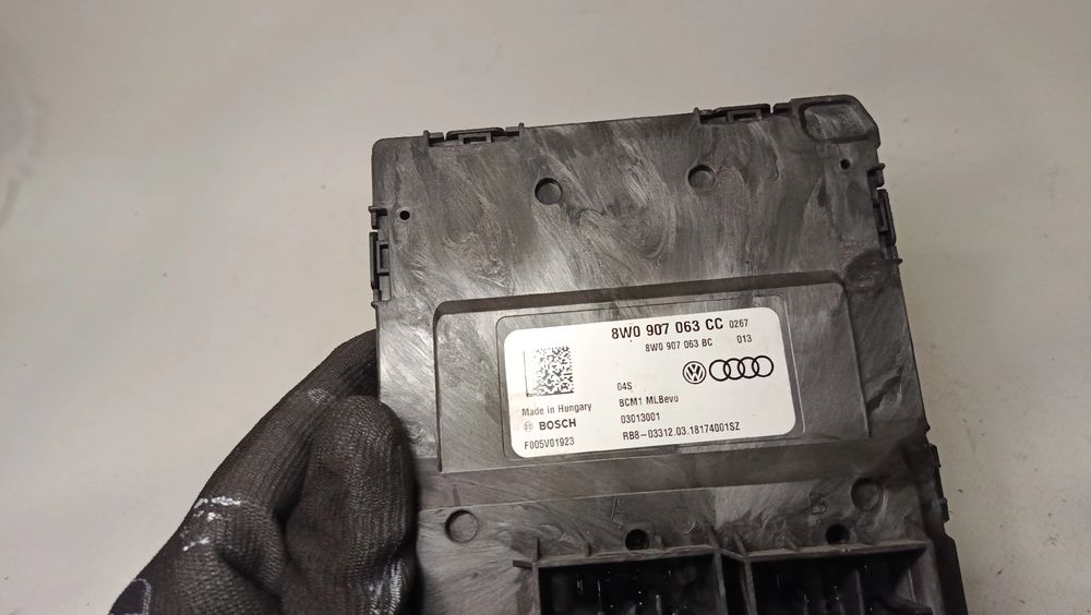 Centralina motor / ECU AUDI A4 (8W2, 8WC, B9)