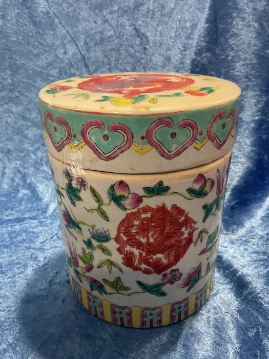 Pote com tampa oriental 17x14 cm anúncios abaixo