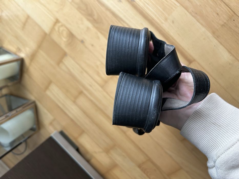 Czarne buty damskie Gabor