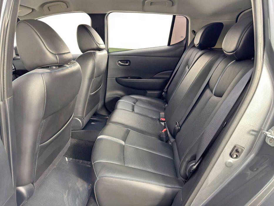 Nissan LEAF SL PLUS      2019