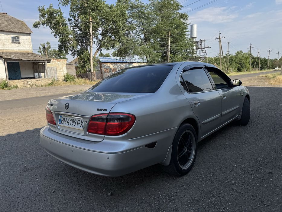 Nissan Maxima A33 3.0
