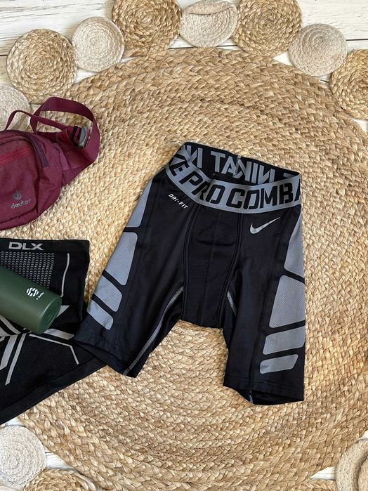 NIKE Pro Combat Hypercool 2.0 Męskie spodenki 6" treningowe szorty S