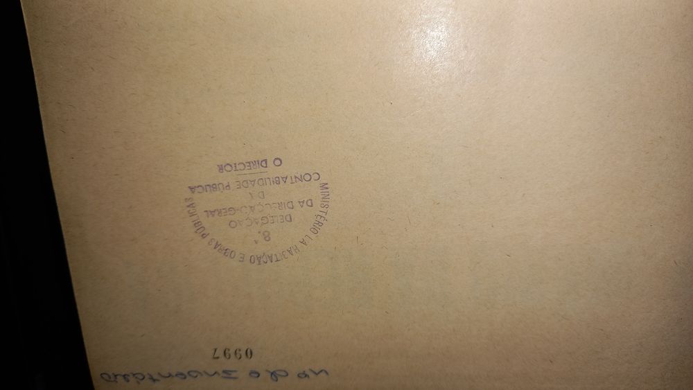 Livro Antigo Diário Républica 1977 em excelente estado