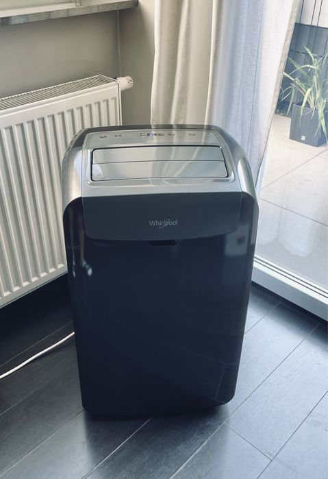 Czarny Klimatyzator Whirlpool PACB29CO - Mobilny