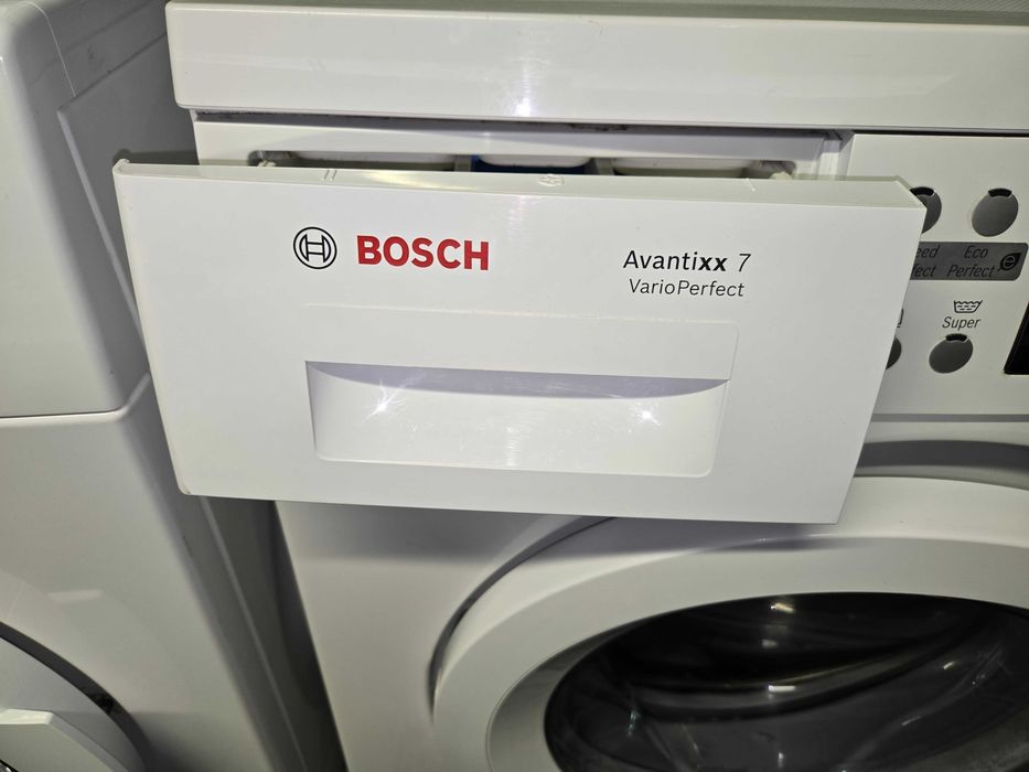Pralka BOSCH  7 kg/1400 obr. LCD. Silnik inventer. Po serwisie. Gwarancja. Super stan. Tanio