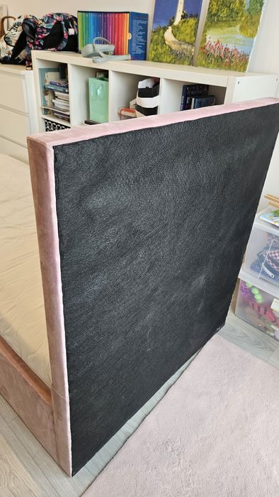 Łóżko welurowe różowe tapicerowane 80x200