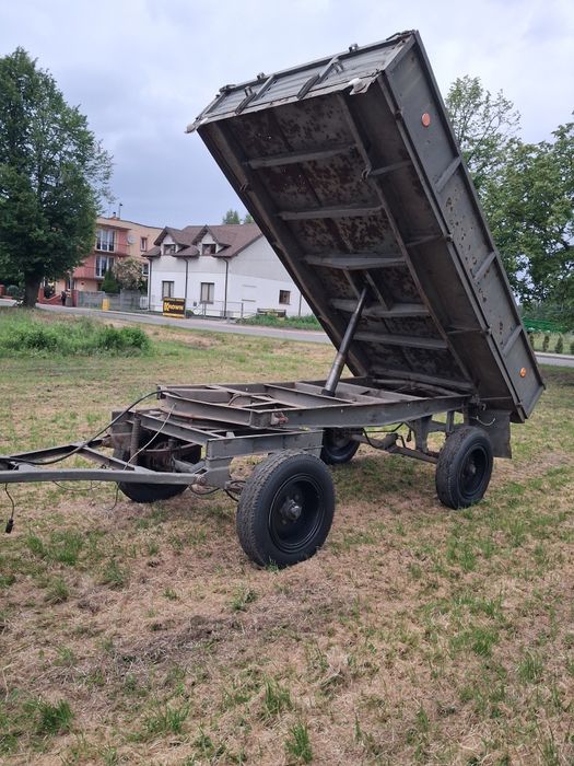 Przyczepa wywrotka d47