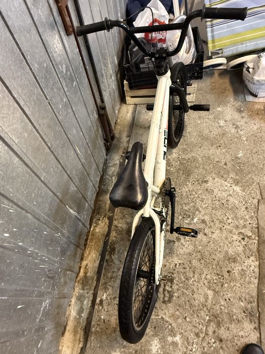 rower BMX KS Cycling RAZR 20 cali w kolorze białym