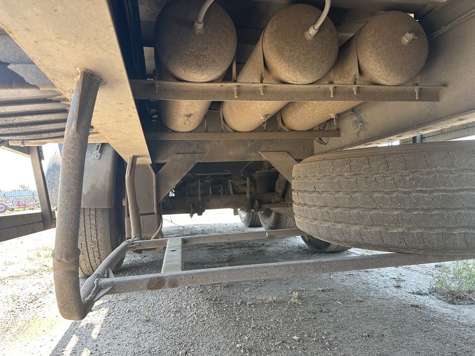 напівпричіп (полуприцеп) зерновоз MEGA MNW самоскид 42 куба