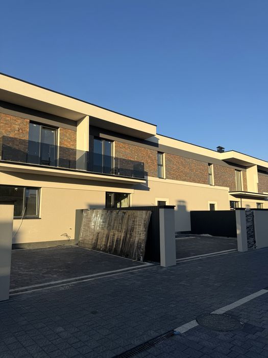 Розпочато продаж нових котеджів, ближня Сторожниця!