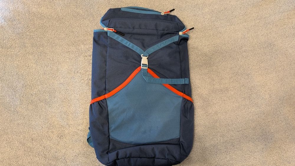 Крутезний рюкзак для ноутбука